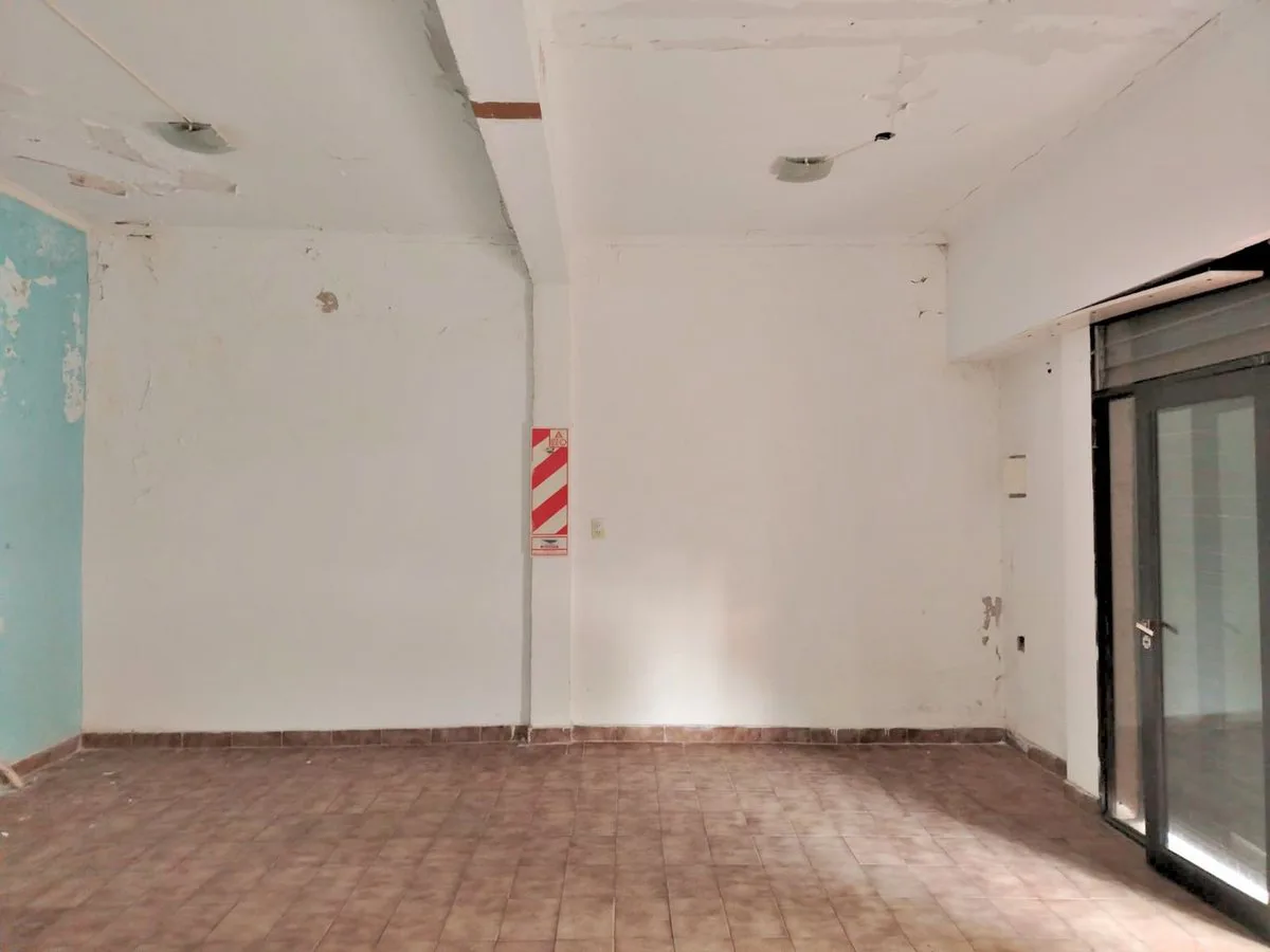 Venta Local y 2 Casas Ba Avenidas, ACEPTA PERMUTA foto 4