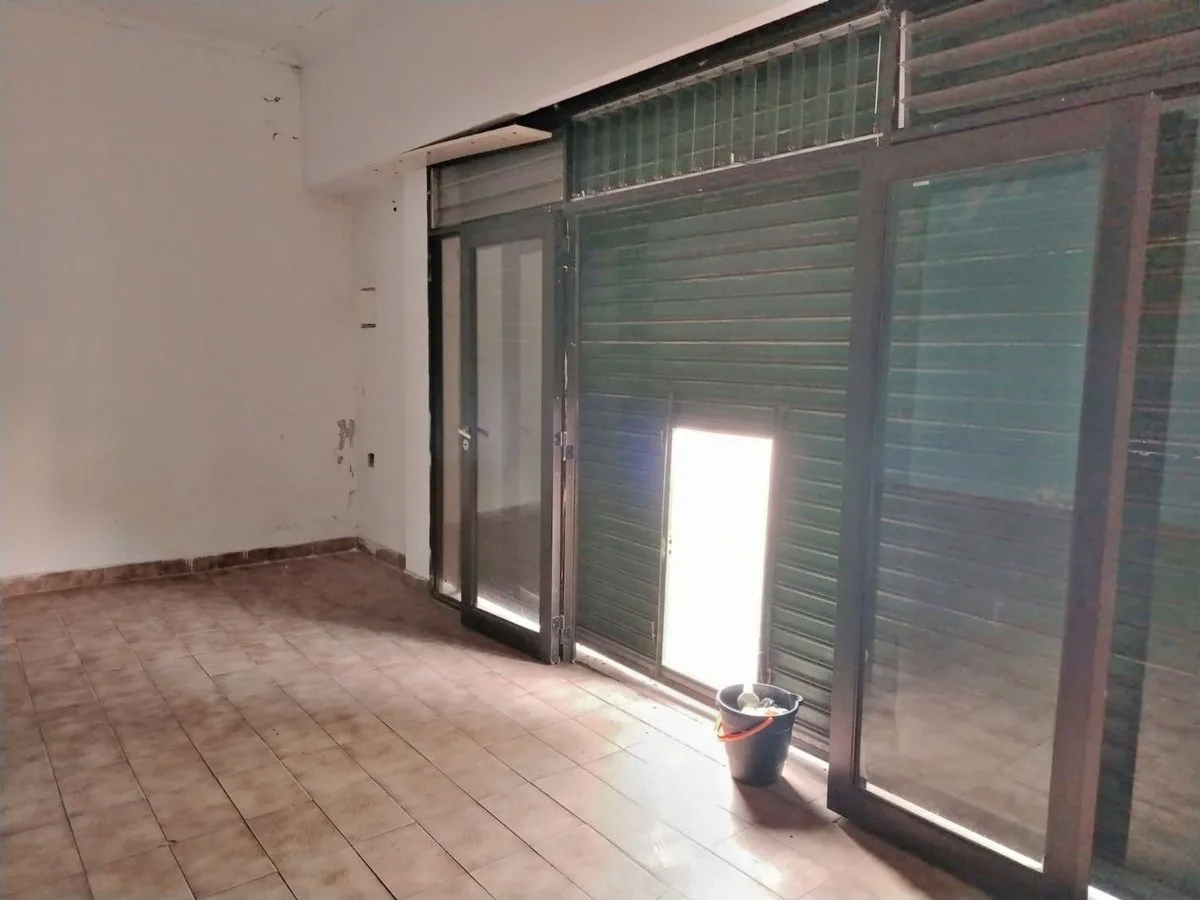 Venta Local y 2 Casas Ba Avenidas, ACEPTA PERMUTA foto 5