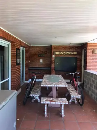 Excelente propiedad con piscina en barrio cerrado foto 4