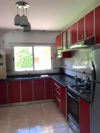 Excelente propiedad con piscina en barrio cerrado foto 5