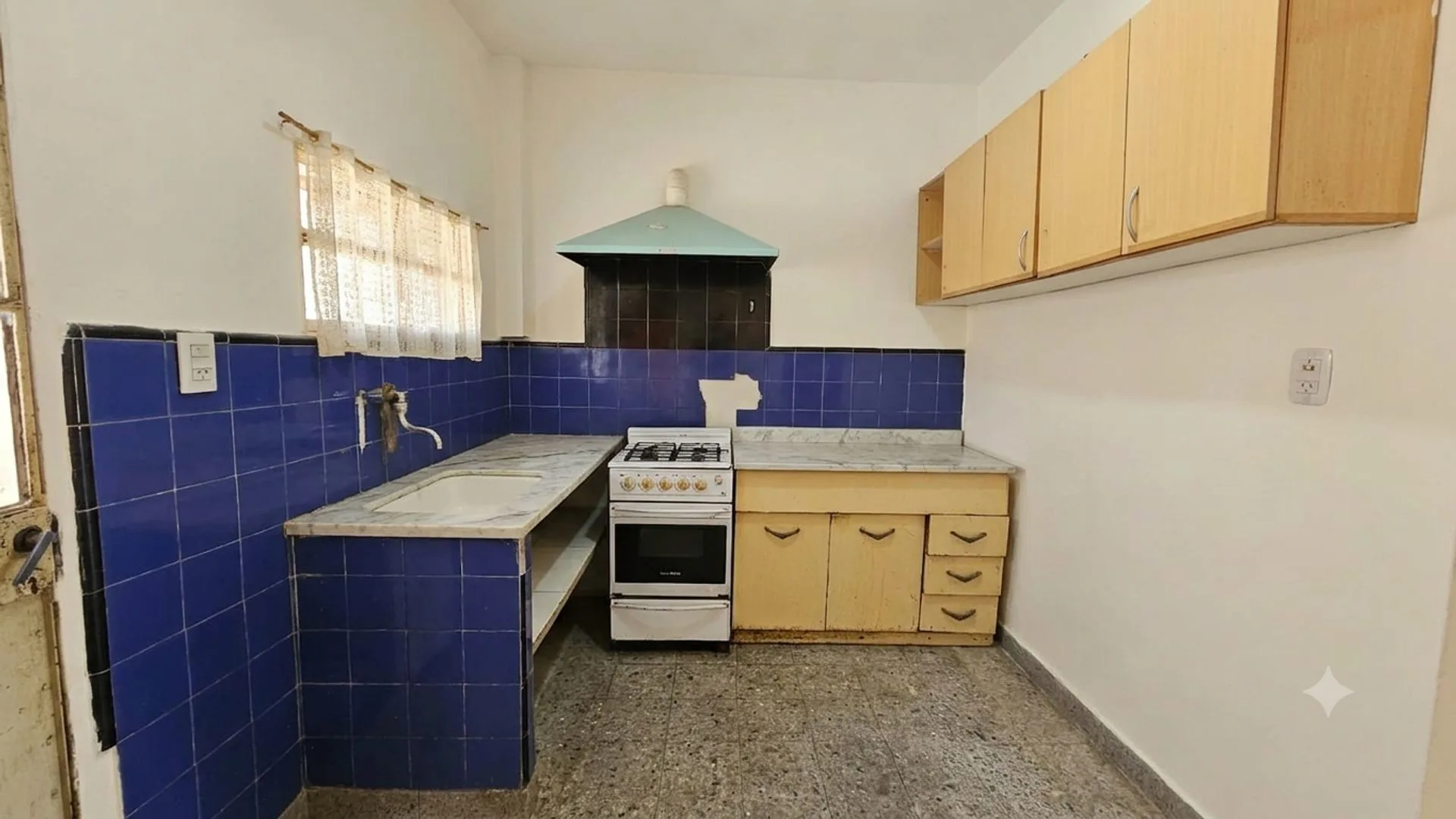 CASA 3 AMBIENTES A REFACCIONAR - ITUZAINGO foto 2