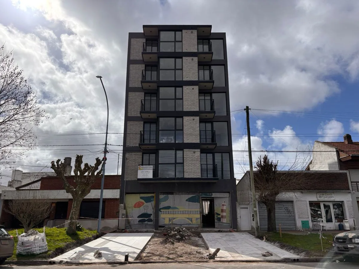 VENTA DEPARTAMENTO 2 AMB C/COCHERA  ESTRENAR foto 5