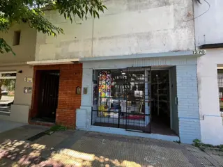 VENTA  CASA  CON LOCAL RAMALLO EXCELENTE UBICACION foto 1