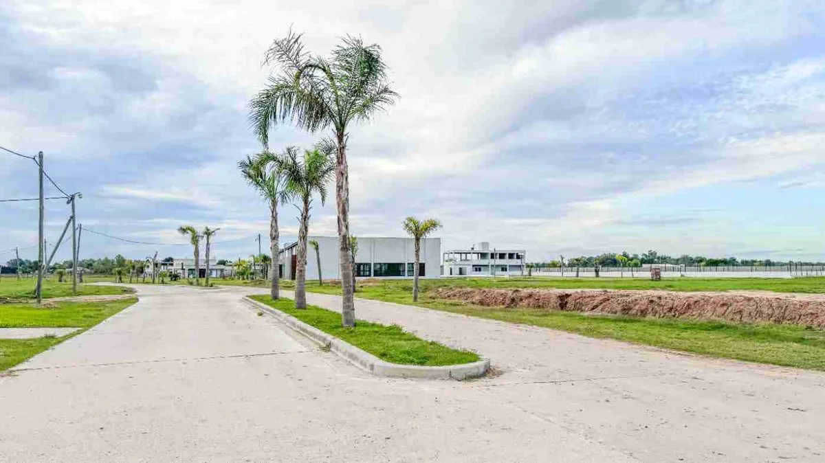 VENTA LOTE 664 M2 CENTRAL LAGOS DE CANNING II foto 5