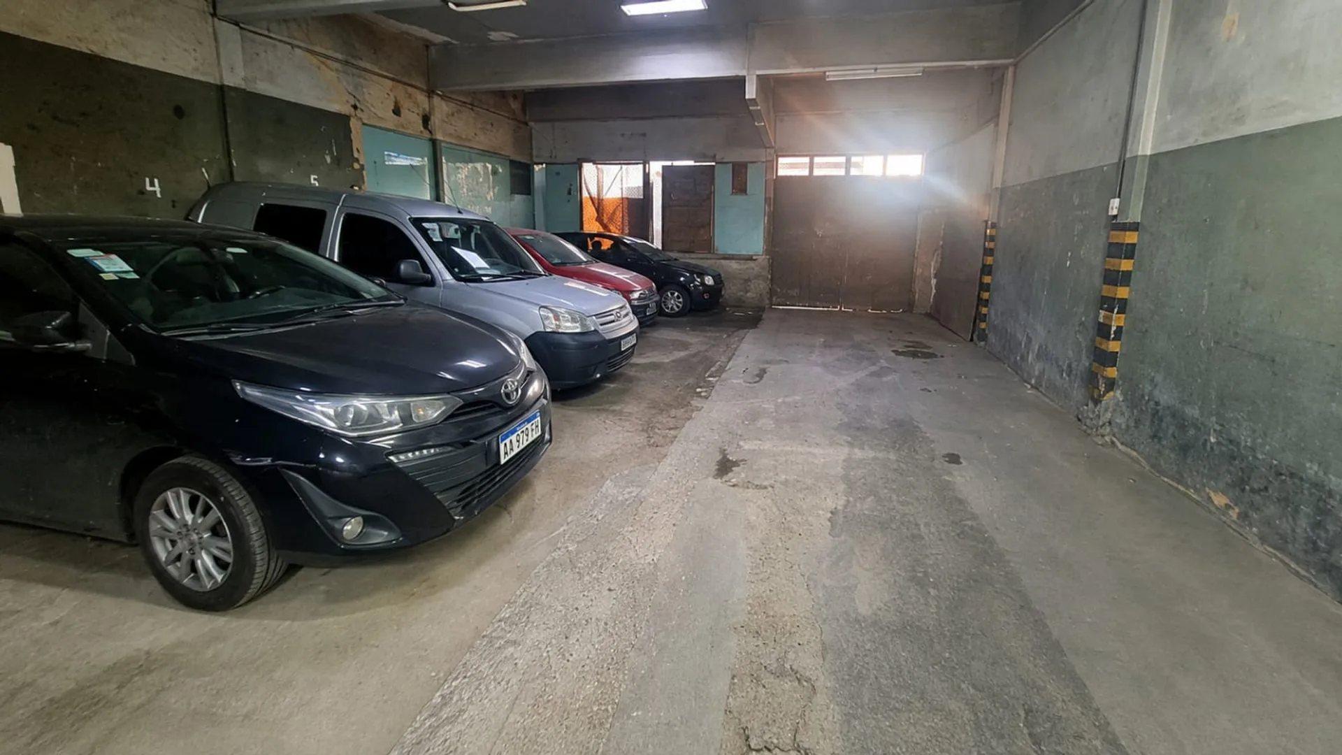 GALPÓN EN ALQUILER – SARANDÍ, AVELLANEDA foto 2
