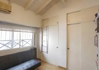 CHALET 6 AMB. S/LOTE 8,66 X 25 . GGE 2 AUTOS 5 BAÑOS PARQUE PARILLA foto 2