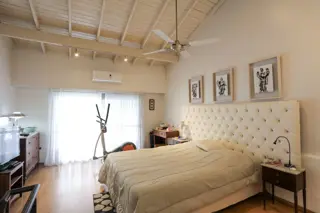 CHALET 6 AMB. S/LOTE 8,66 X 25 . GGE 2 AUTOS 5 BAÑOS PARQUE PARILLA foto 4