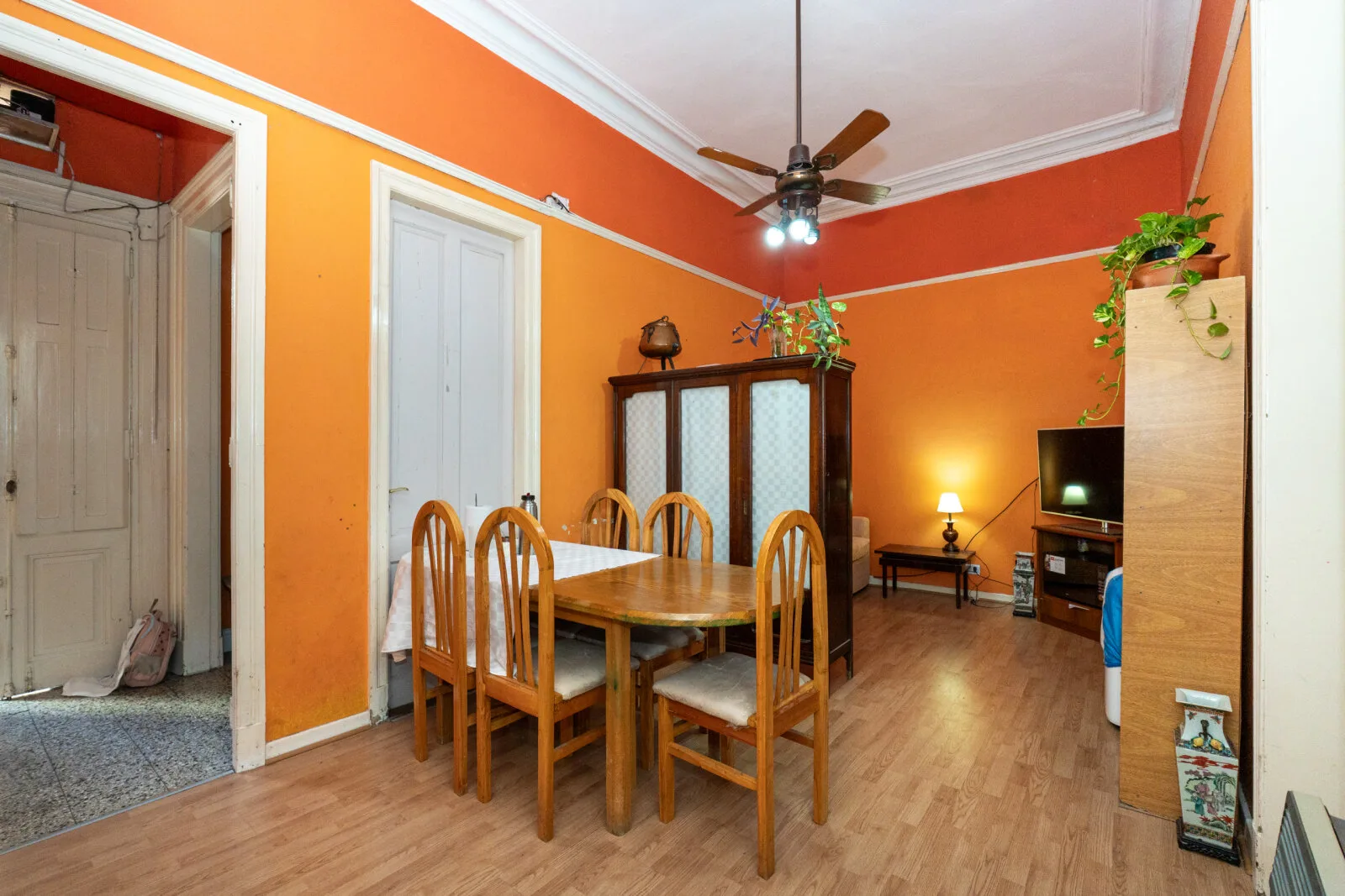 DEPARTAMENTO 7 AMBIENTES – BARRIO MONSERRAT foto 2
