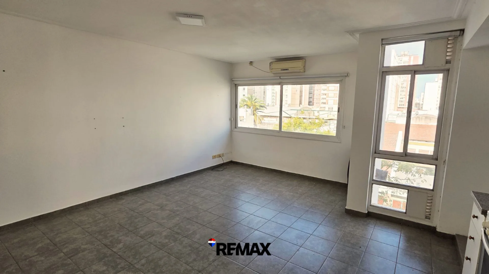 VENTA | DEPTO 1 DORM | ALVARADO 171 | PLENO CENTRO foto 3
