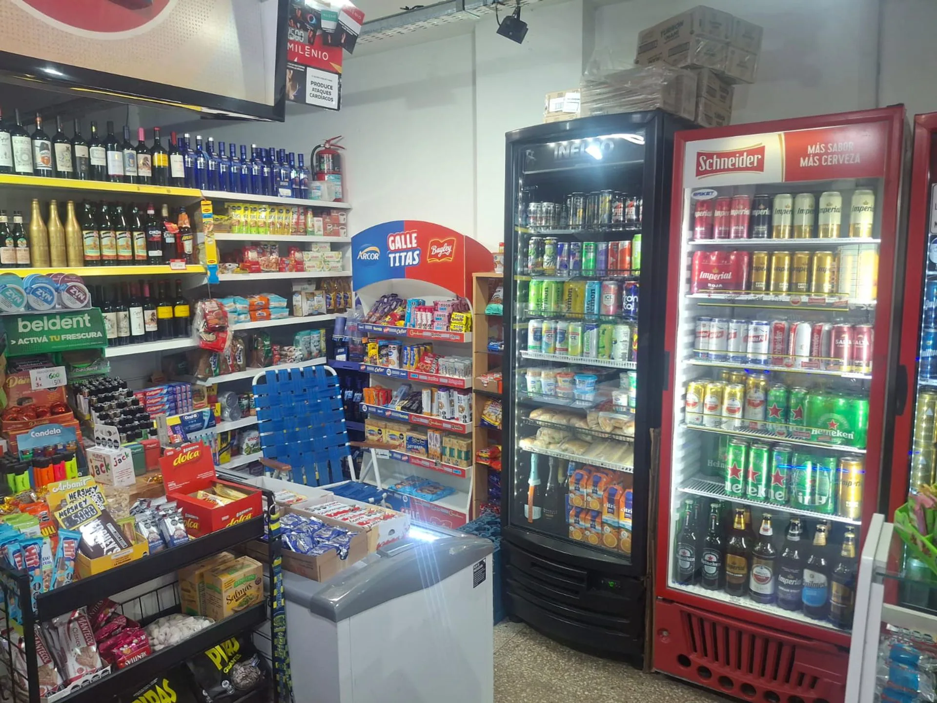 Fondo de comercio Market en venta en zona colegios foto 3