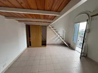 Departamento Monoambiente con Entrepiso en Balvanera foto 4