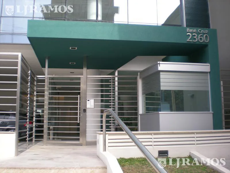 Oficina en venta de 160 m2 en Olivos foto 2