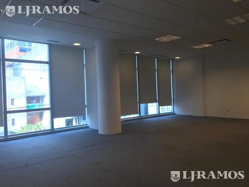 Oficina en venta de 160 m2 en Olivos foto 5