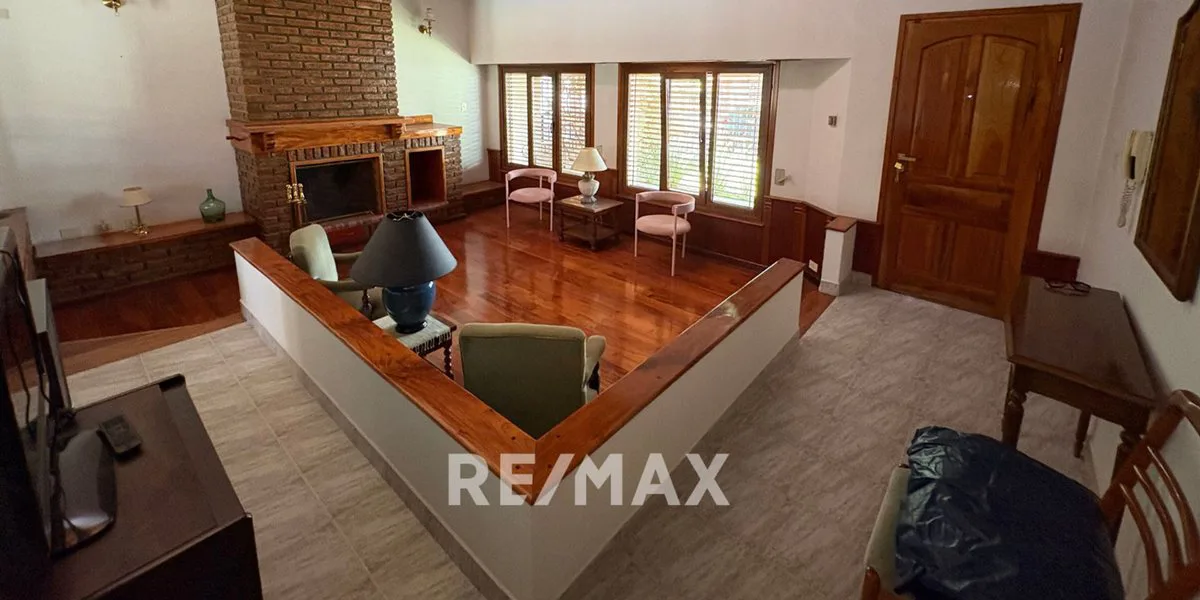 Casa en Venta 3 dormitorios Bº Flamingo Cipolletti foto 4