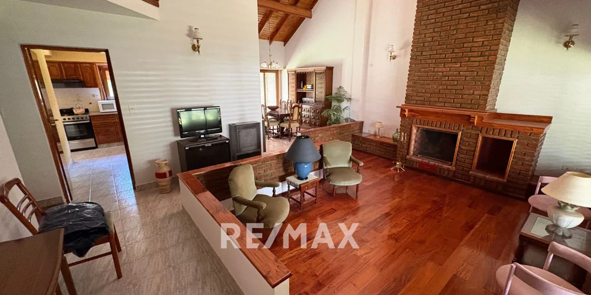 Casa en Venta 3 dormitorios Bº Flamingo Cipolletti foto 5