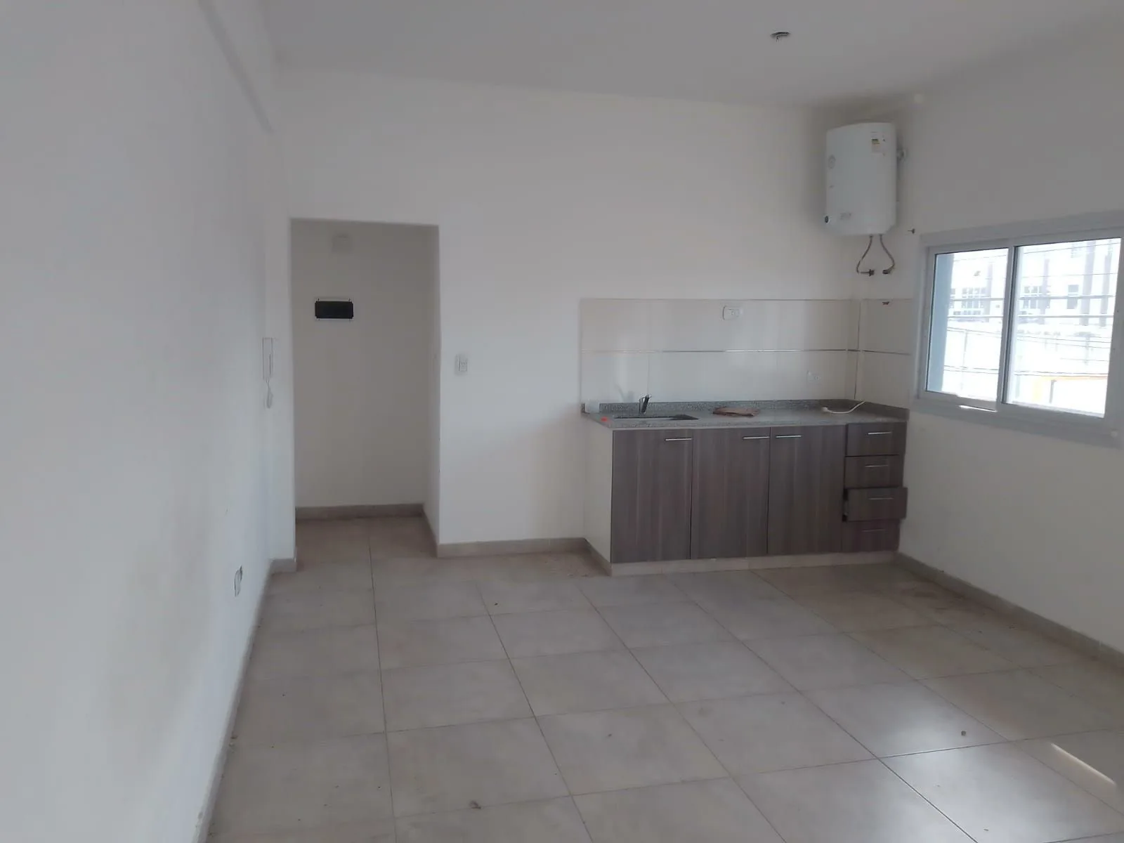 Alquiler Monoambiente a estrenar en Tablada foto 3