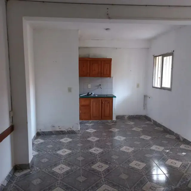 GUIDEK STASIUK ALQUILA DEPARTAMENTO DE UNA HABITACION