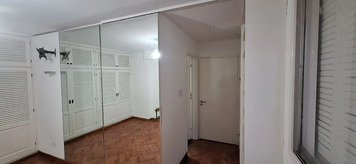 Venta de departamento de 3 dormitorios , centro foto 3