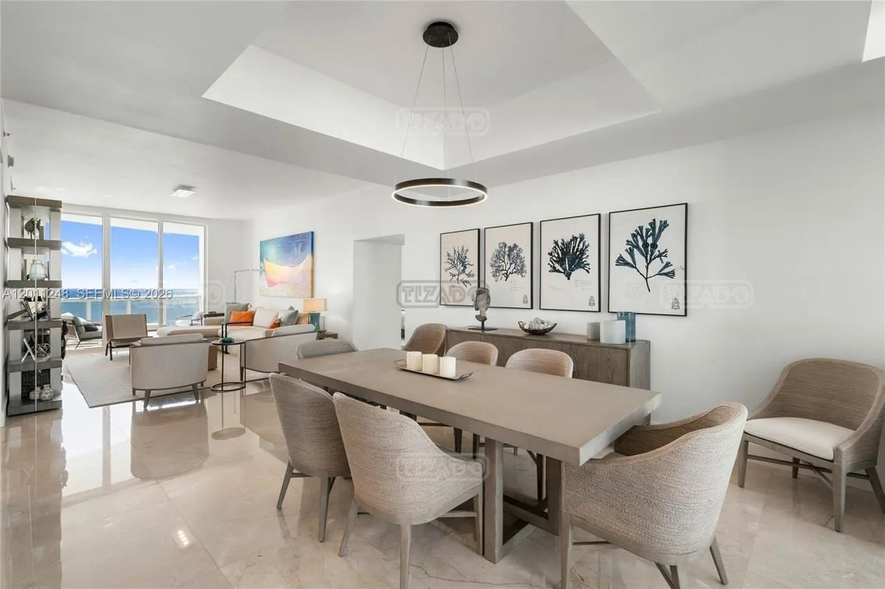 15901 Collins Ave 15900 foto 2