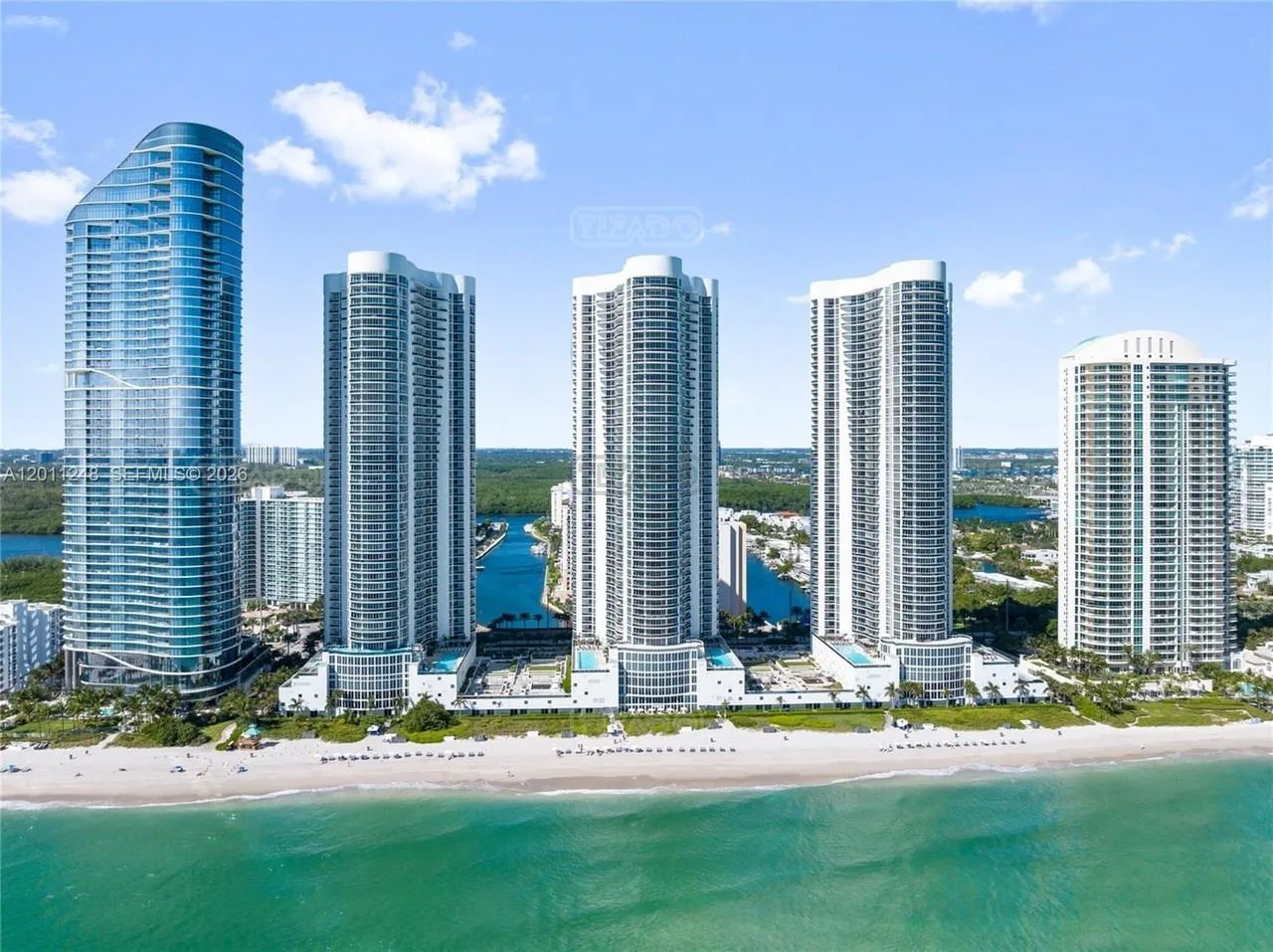 15901 Collins Ave 15900 foto 5