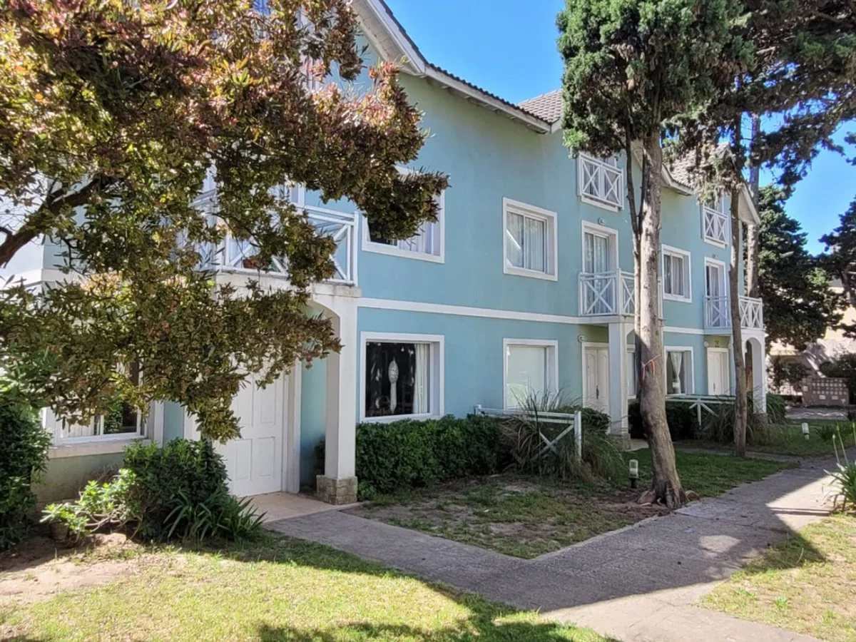 Casa VENTA PINAMAR GAS NATURAL 4 AMB foto 2