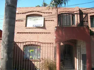DEPARTAMENTO 2 AMBIENTES EN 1º PISO foto 1