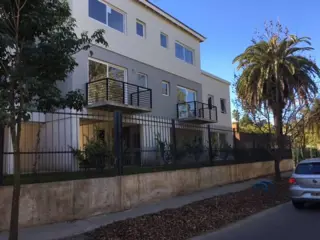 VENTA PH Duplex a Estrenar 3 dorm Jardin Propio Tigre- Esmeralda Townhouse foto 2