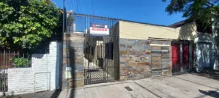 ALQUILER P.H. 2 AMBIENTES CON PATIO,  LANUS O. foto 1