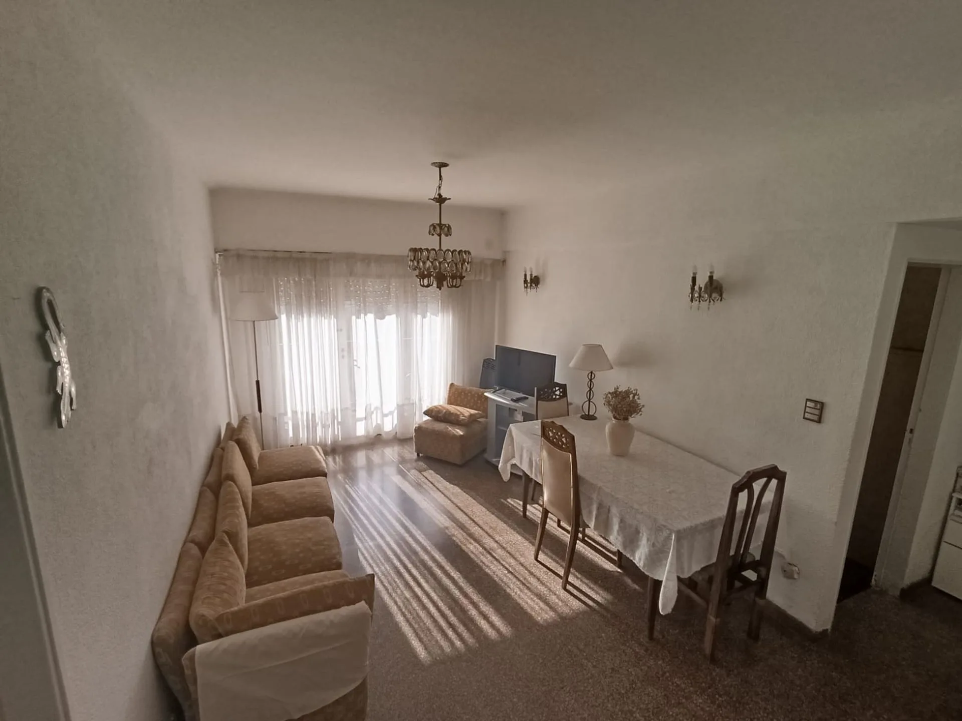 Alquiler Departamento 3 amb. con Balcón CENTRO