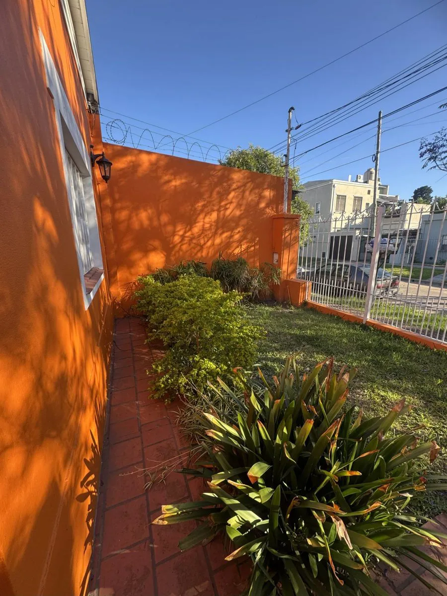 VENTA CASA-EXC. ESTADO -3 AMBIENTES-APTO CREDITO foto 5