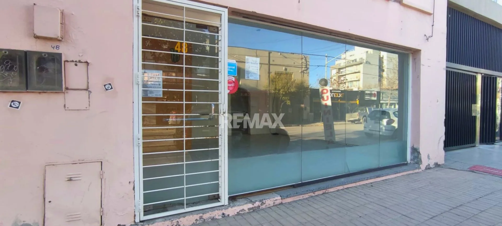 Alquiler Local Comercial Cipolletti foto 2