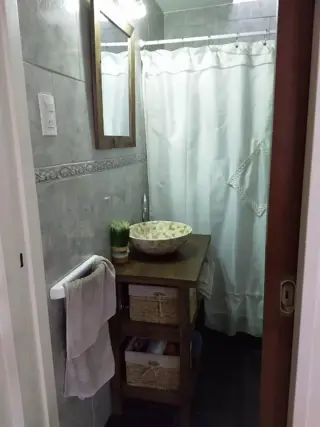 Casa en Ph, al frente con terraza, entrada de Auto y quincho.-Apto Crédito. foto 5