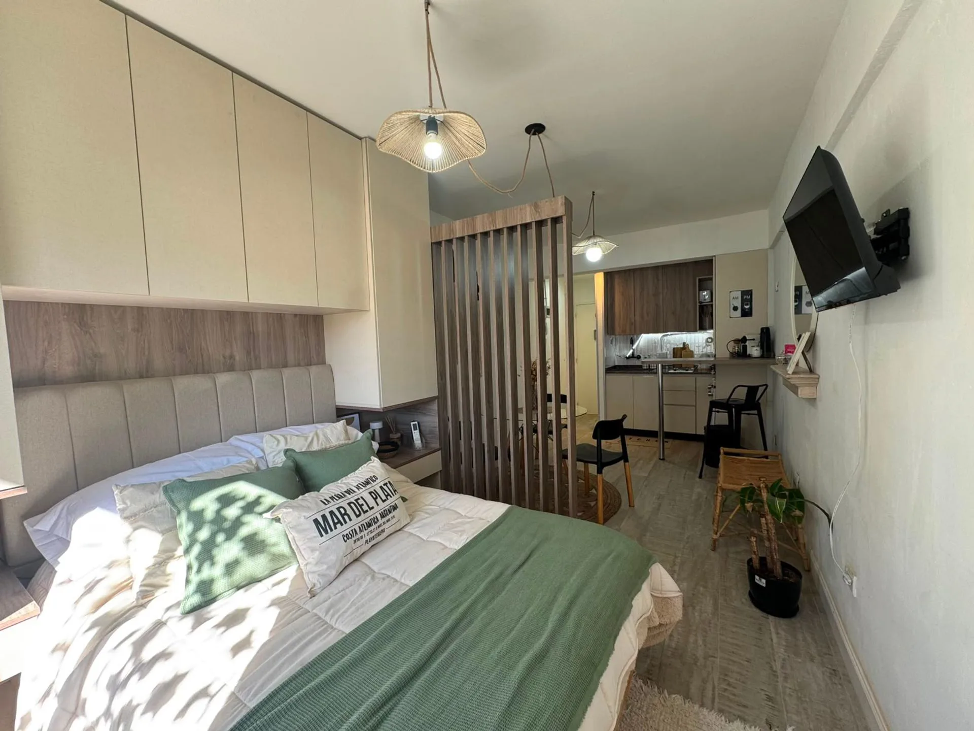 VENTA MONO PLAZA MITRE BALCON AL FRENT APTO CRED.