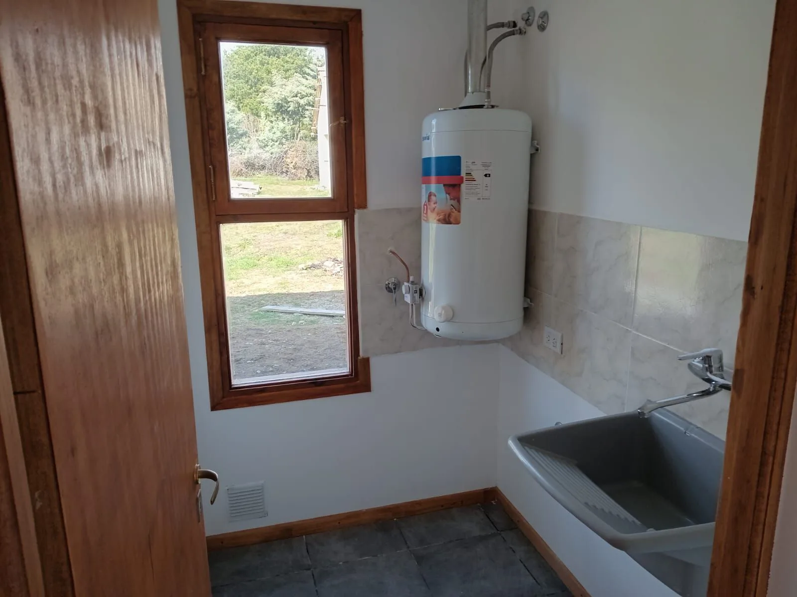 (AZ 001) EPUYEN, CASA a estrenar foto 4
