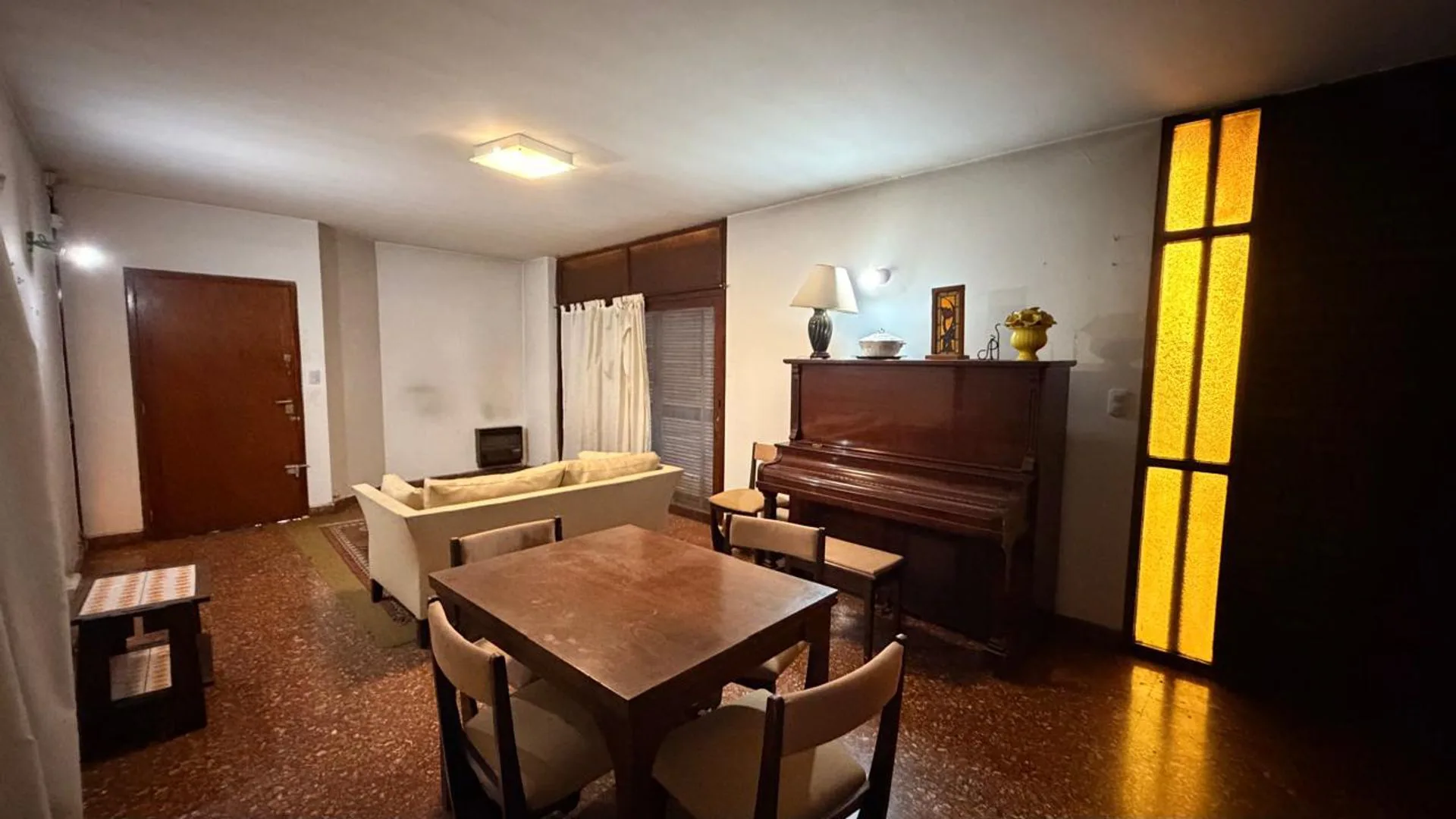 CASA CON DOBLE LOTE EN VENTA foto 5