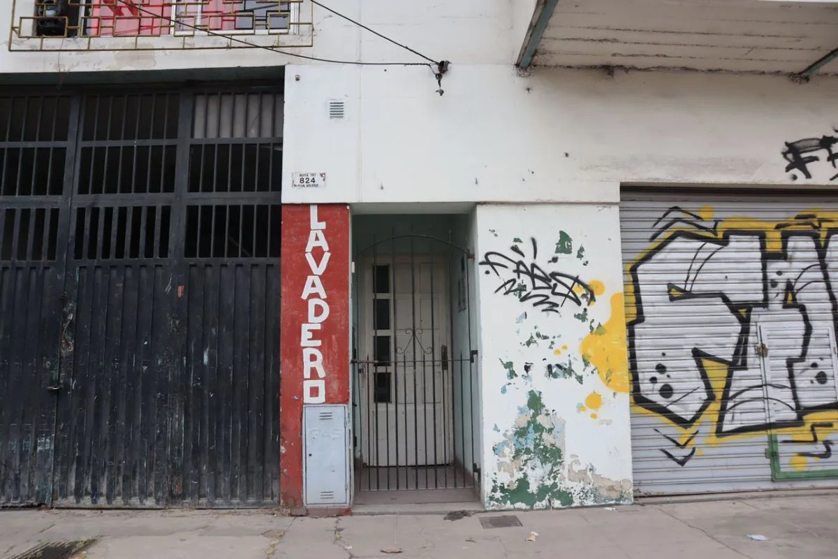 Venta 4 PH de 2 amb cada uno, cochera y local foto 3