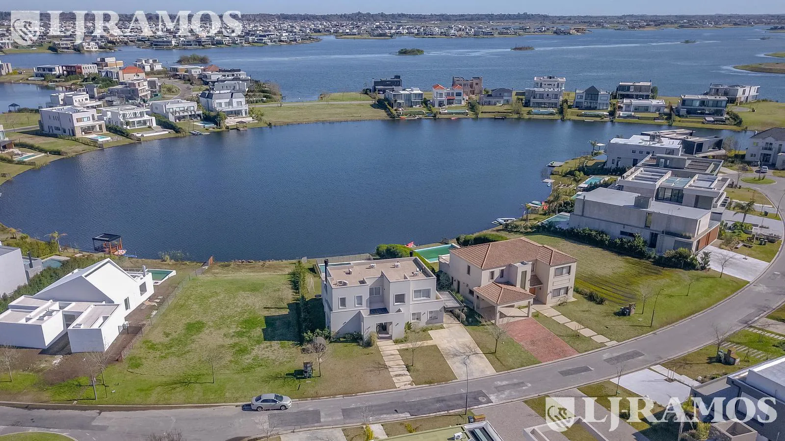Casa al  Lago - Barrio Muelles Puertos / Escobar foto 2