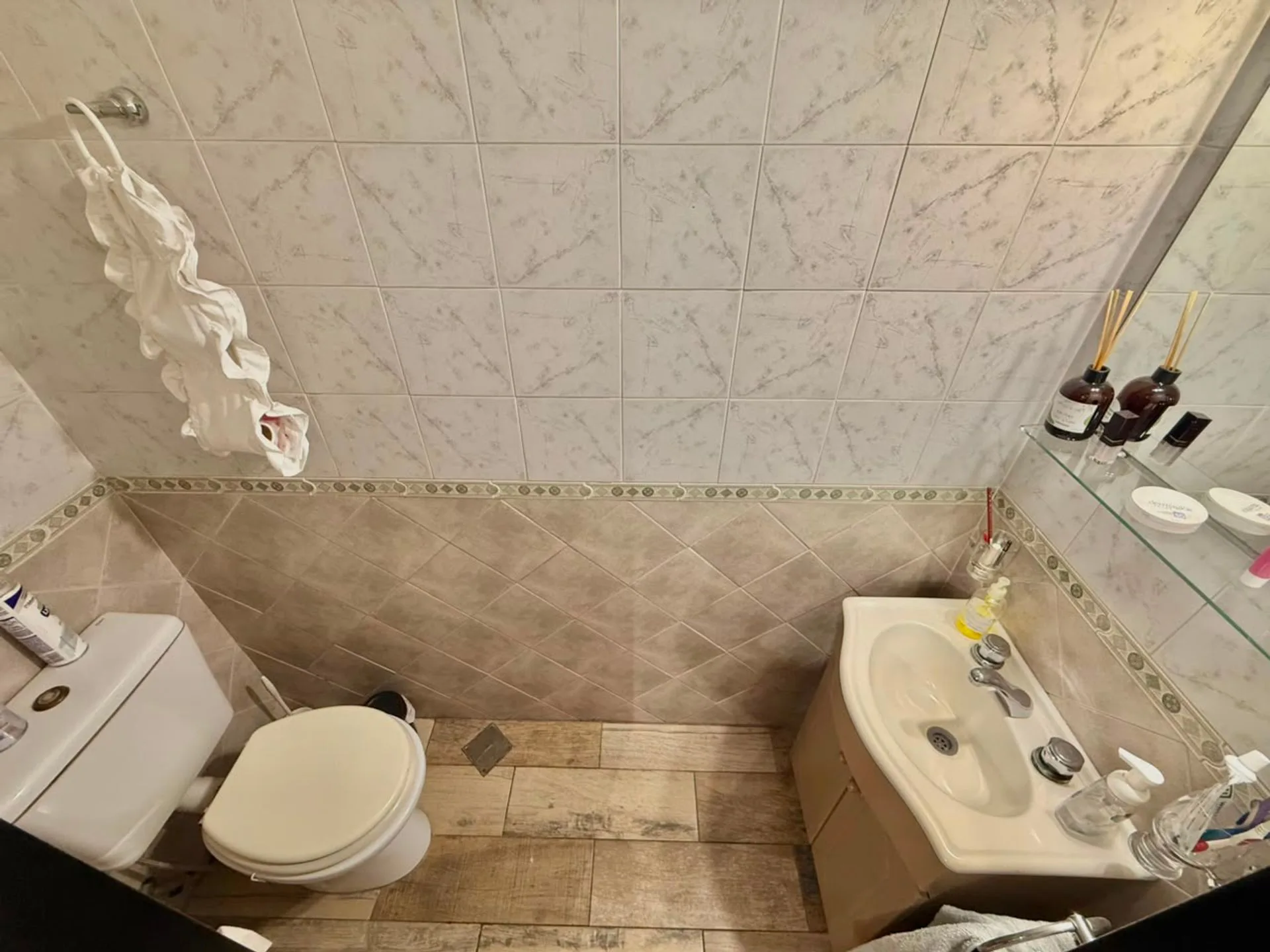 VENTA DUPLEX 4 AMBIENTES LOMAS DEL MIRADOR. foto 4