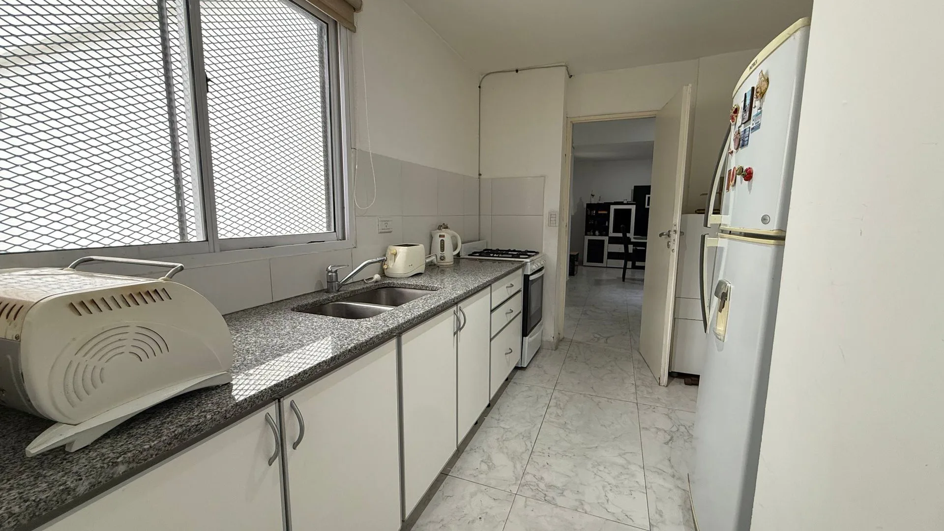 DEPARTAMENTO 2 DORMITORIOS VENTA COCHERAS TERRAZA foto 5