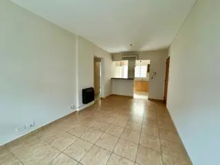 Jujuy 2900 - Departamento en alquiler de dos dormitorios - Rosario, Pichincha foto 2