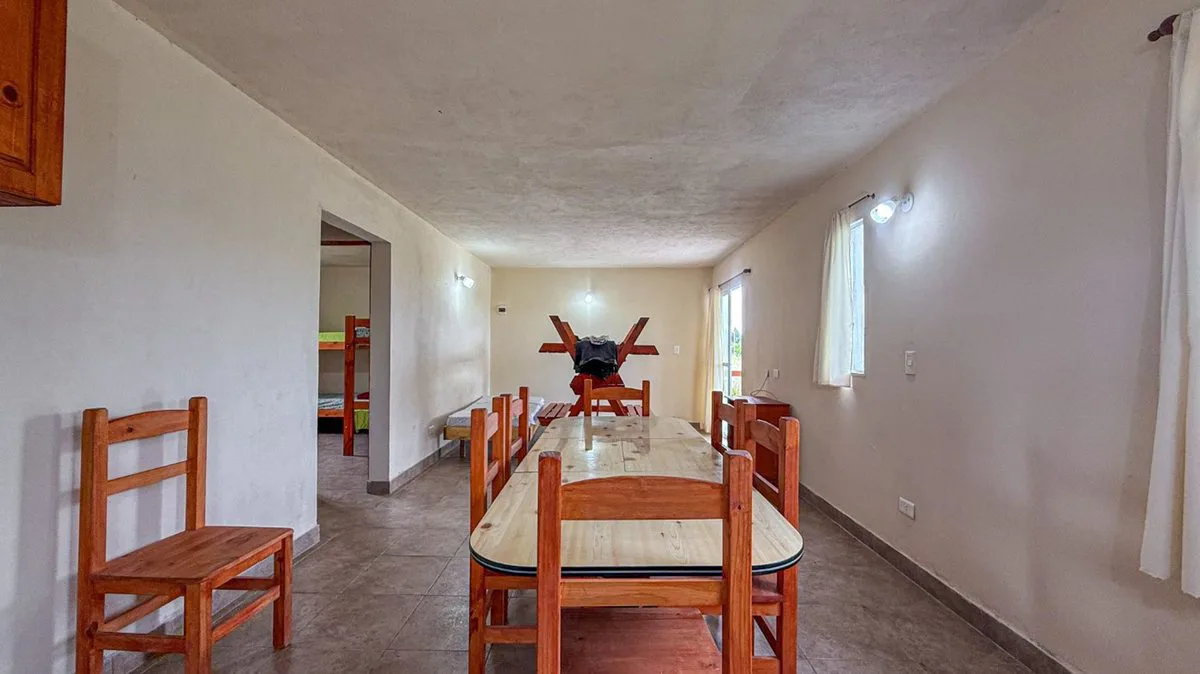 VENTA 2 DUPLEX 3 AMBIENTES A METROS DEL MAR foto 3