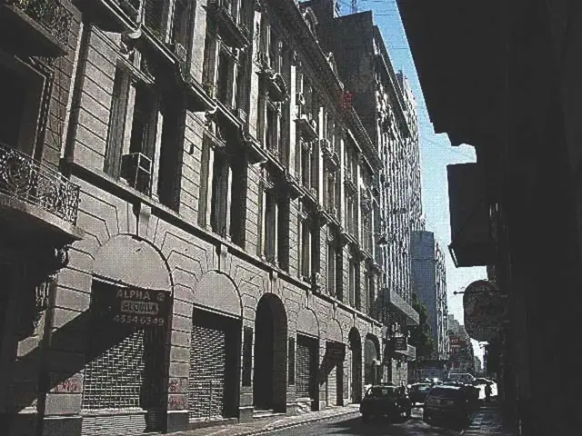 EXCELENTES OFICINAS DE 120 M2 SOBRE CALLE MORENO AL FRENTE - MONSERRAT -