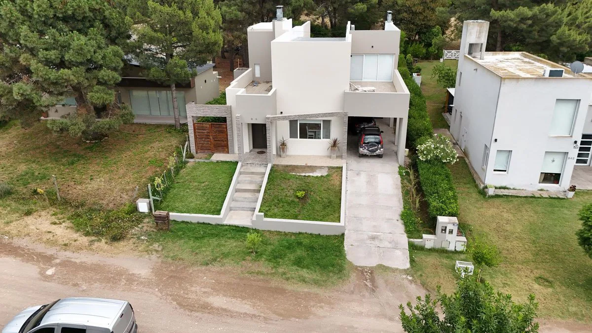 Gran casa en Monte del Este foto 2