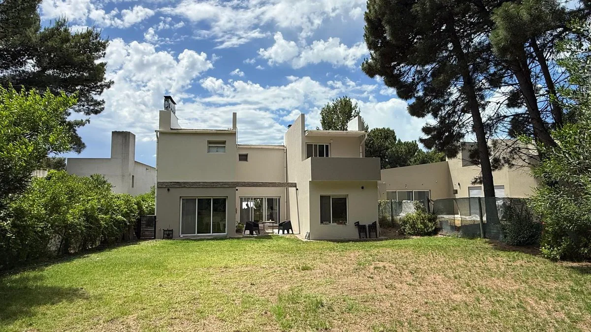 Gran casa en Monte del Este foto 5