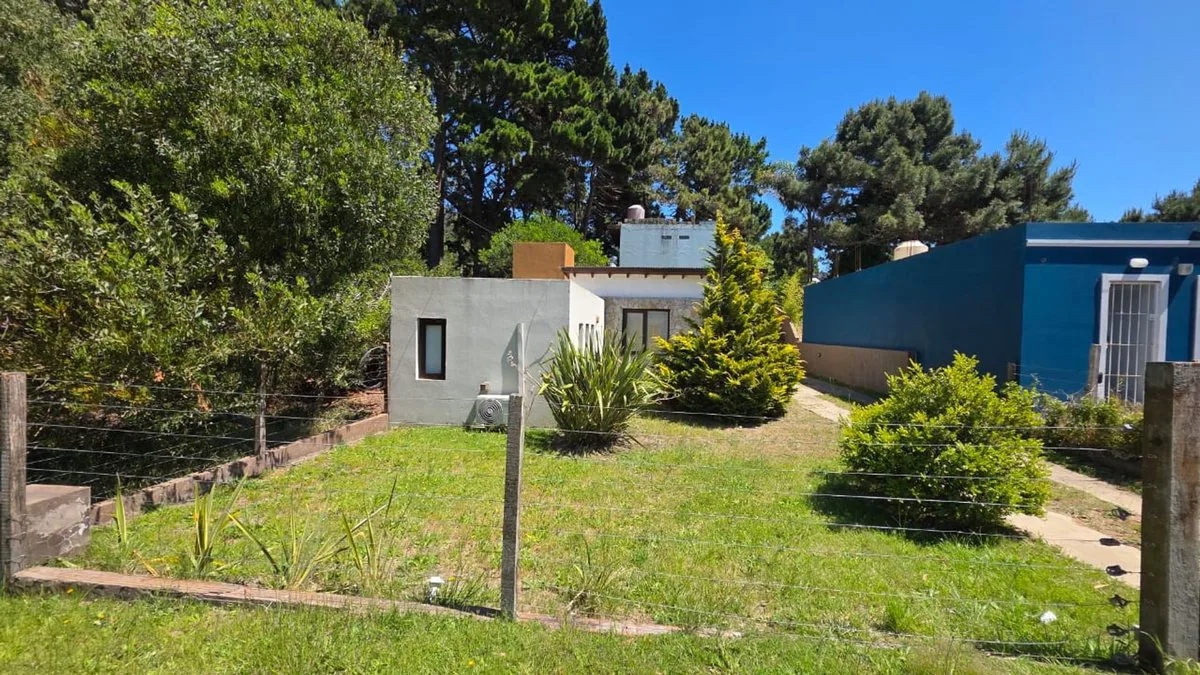VENTA DE CASA 2 AMBIENTES MAR AZUL