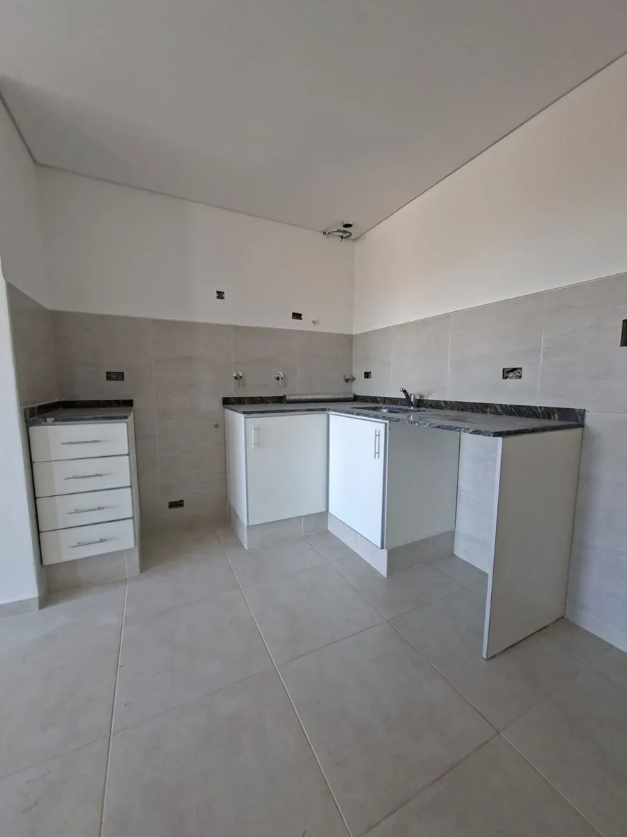 DEPARTAMENTO A ESTRENAR EN VENTA foto 3