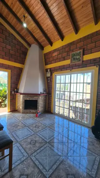 PRECIOSA CASA EN VENTA EN OBERÁ MISIONES foto 2