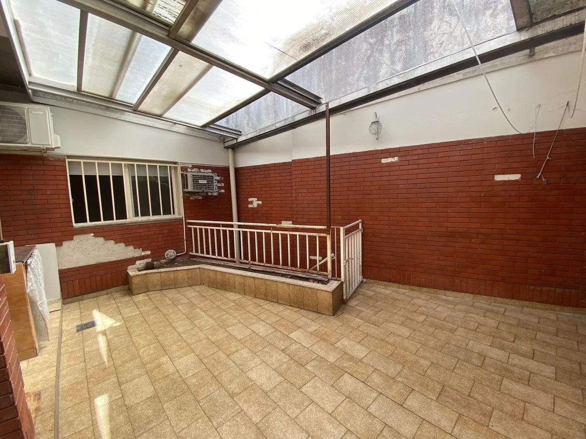 VENTA PH 3 AMB CON COCHERA Y PATIO VILLA LURO foto 4