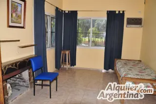 DOS CHALET CON PARQUE AMPLIO - PISCINA - COCHERA. PARA 16 PERSONAS foto 3