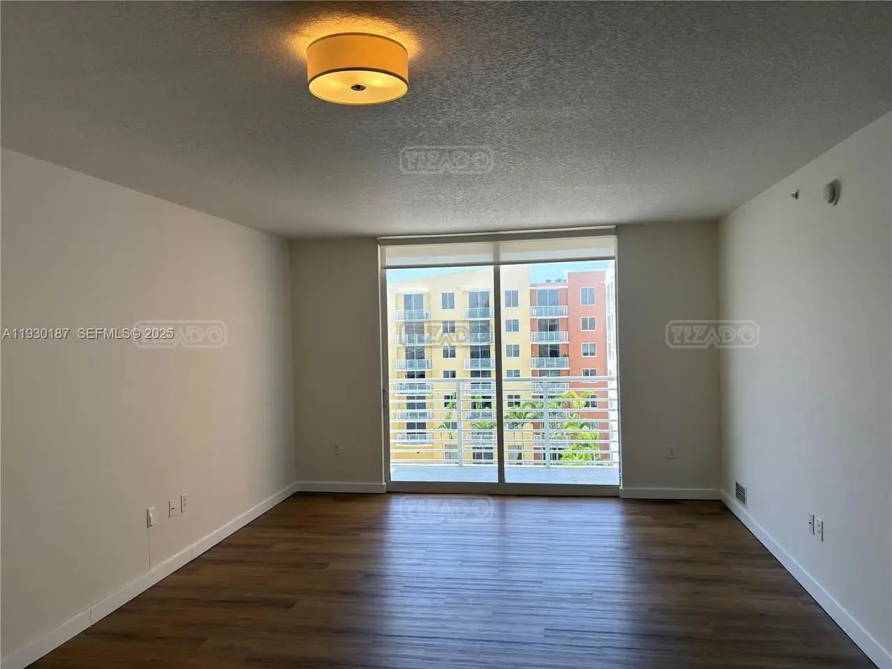 2775 NE 187 St #628 2700 foto 2